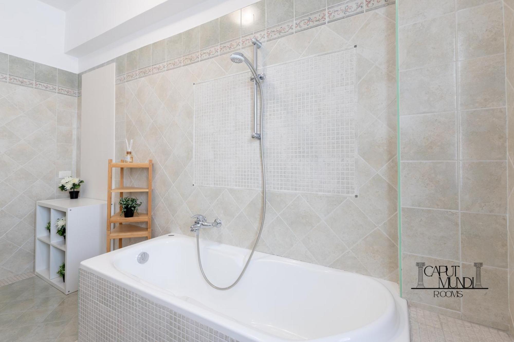 Caput Mundi Rooms - 100Mt To Metro A, Terrace, A-C, 15 Min To Center Рим Экстерьер фото